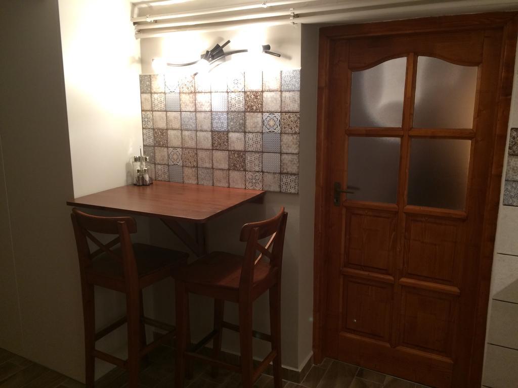 Rigo Lak Apartment Miskolc Bagian luar foto