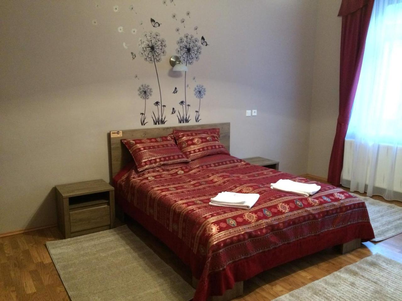 Rigo Lak Apartment Miskolc Bagian luar foto